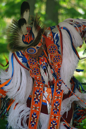 Native American Dancer. Image by Paco Lyptic, some rights reserved. Wikimedia Commons.